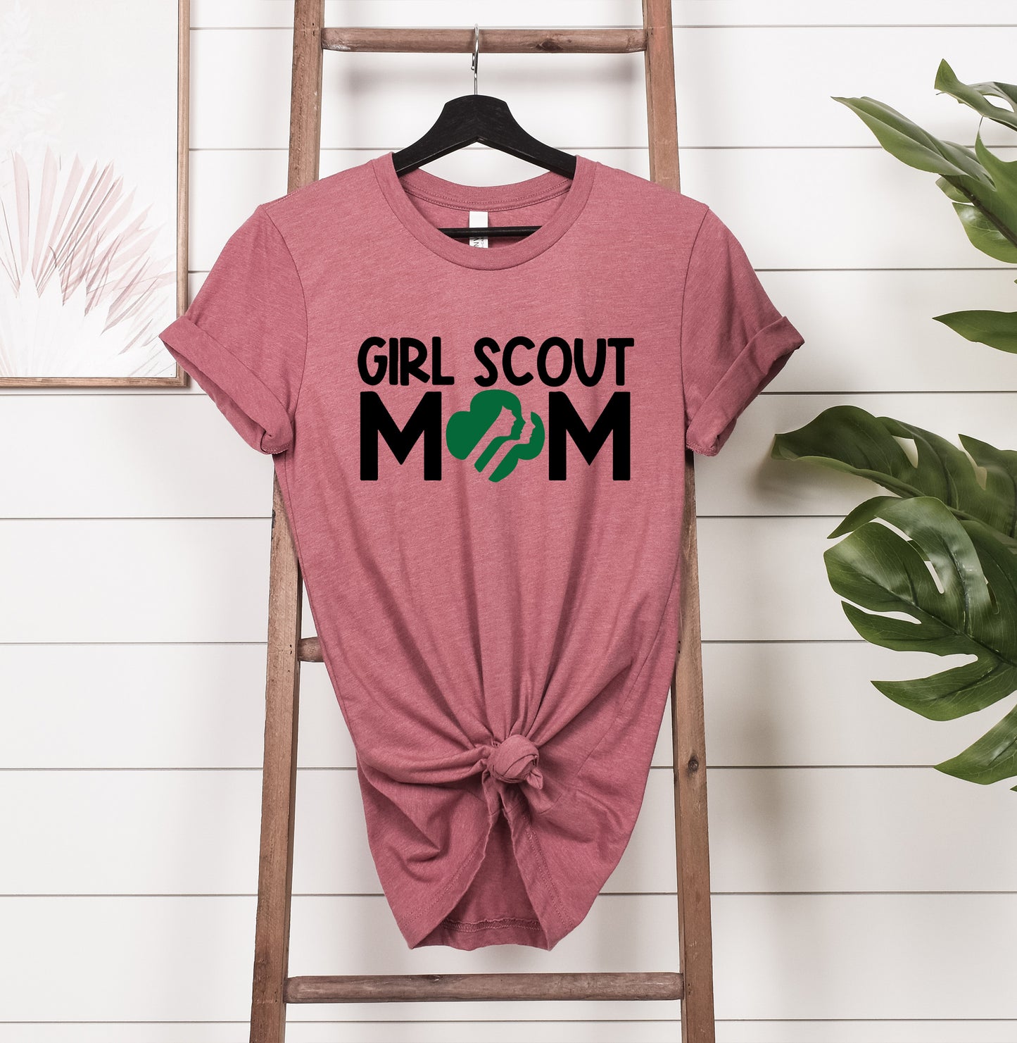 Girl Scout Mom T-Shirt - Comfortable and Stylish Mother's Day Gift