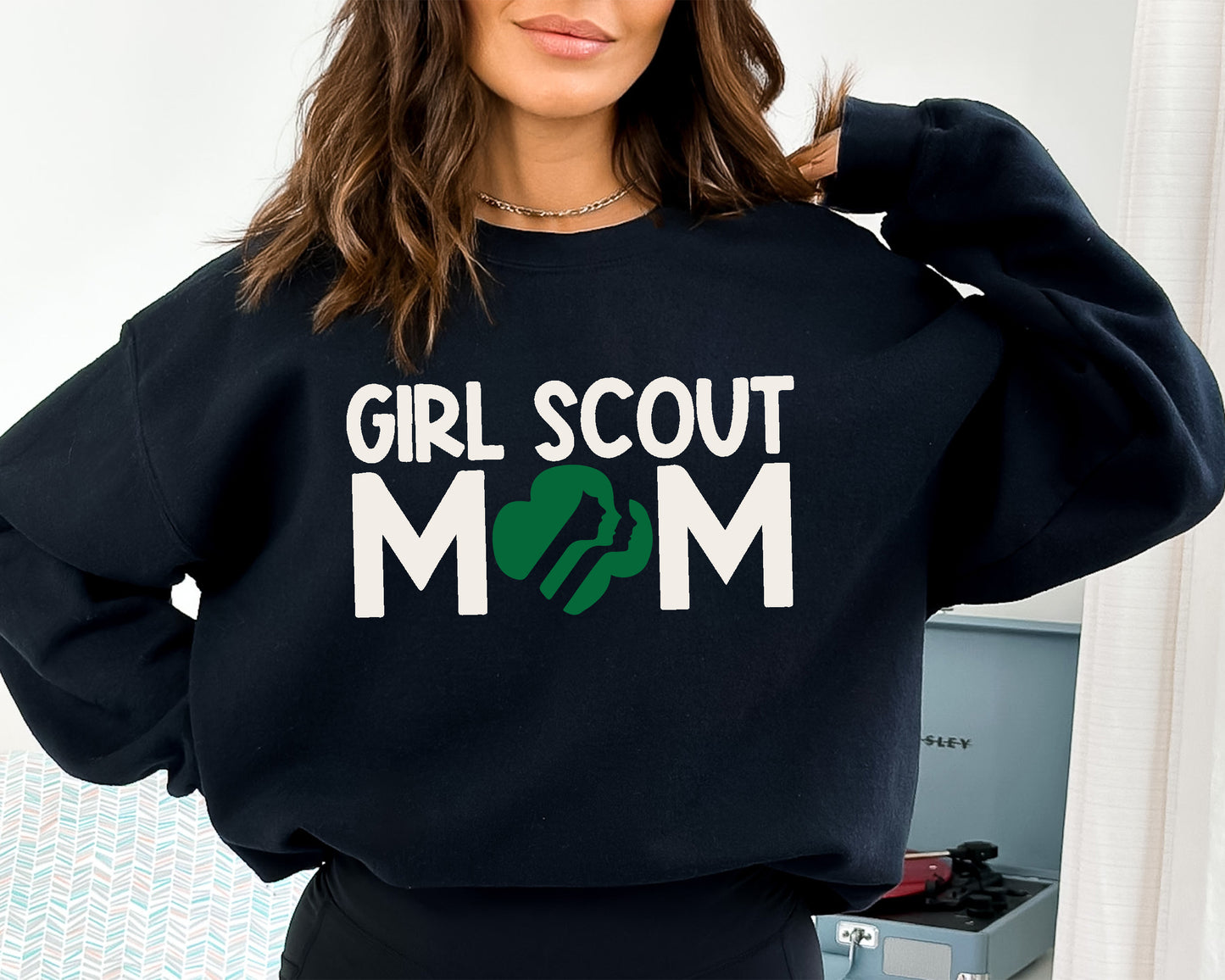 Girl Scout Mom Sweatshirt - Cozy and Stylish Mother's Apparel