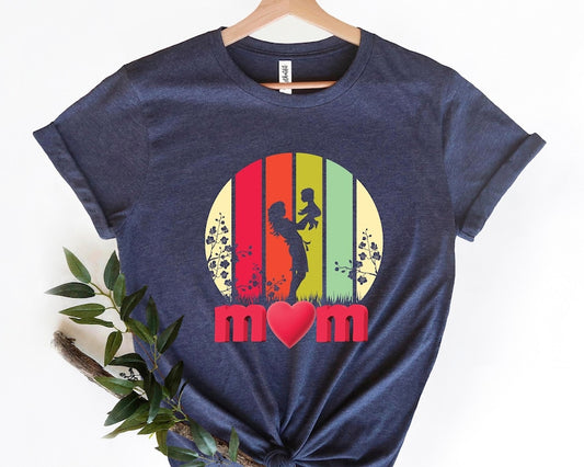 Vintage Vibes: Heart Mom T-shirt - Stylish Mothers Day and New Mom Gift